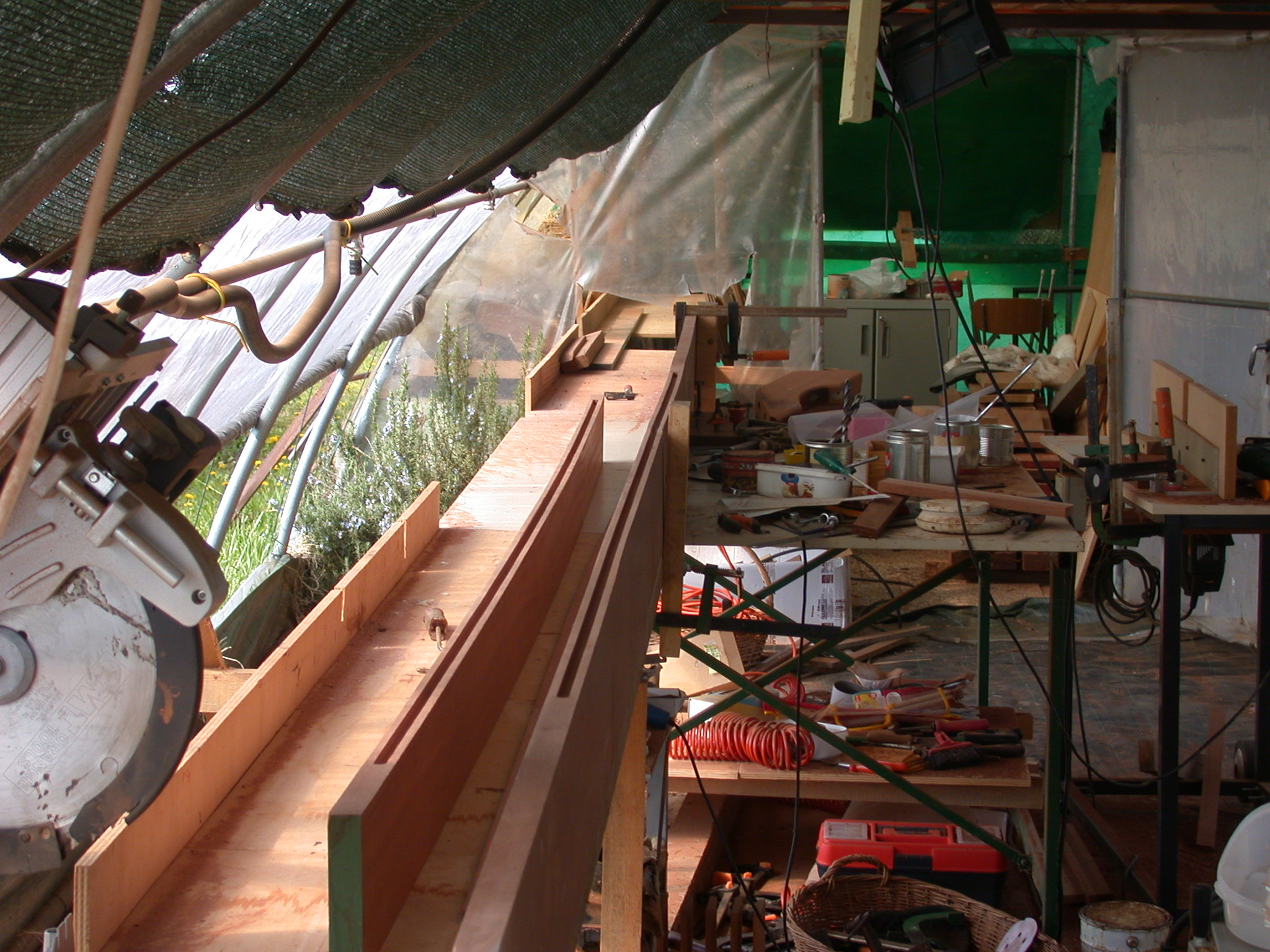 Caribbea 32 - assemblaggio chiglia Caribbea 32 - assemblaggio chiglia