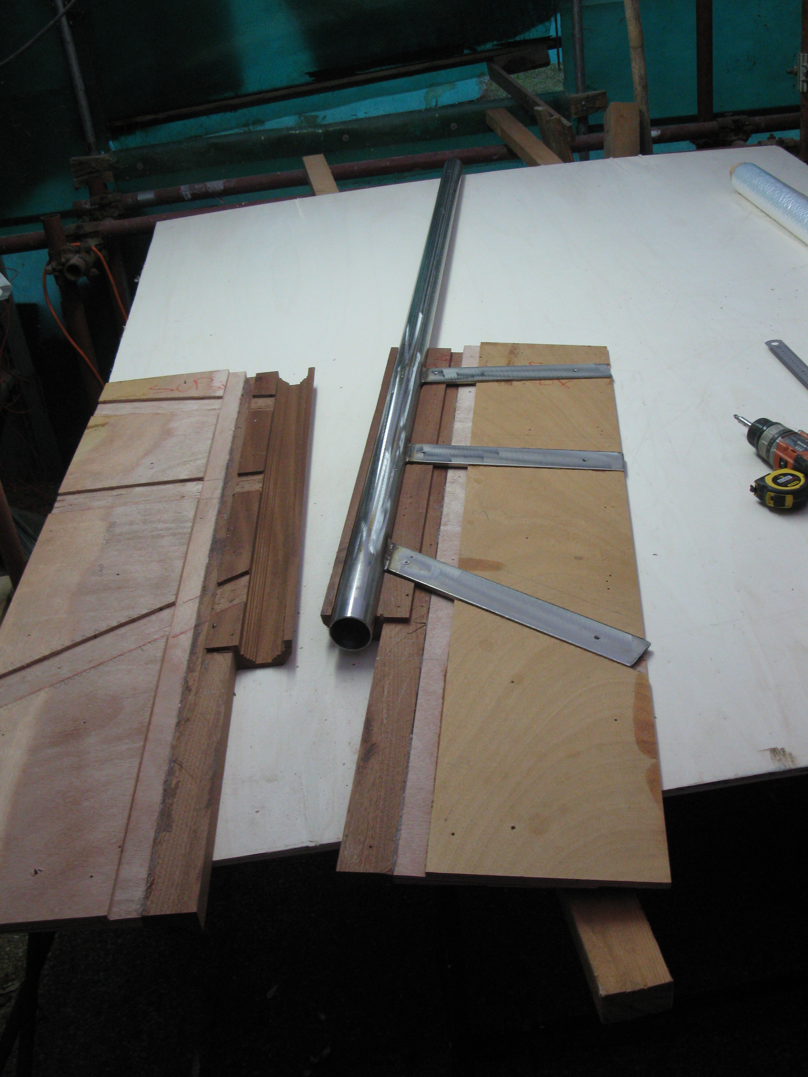 Caribbea 32 - timone Caribbea 32 - timone