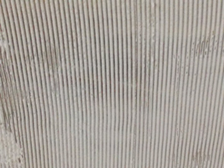 Didi 34 - stucco applicato con spatola dentata